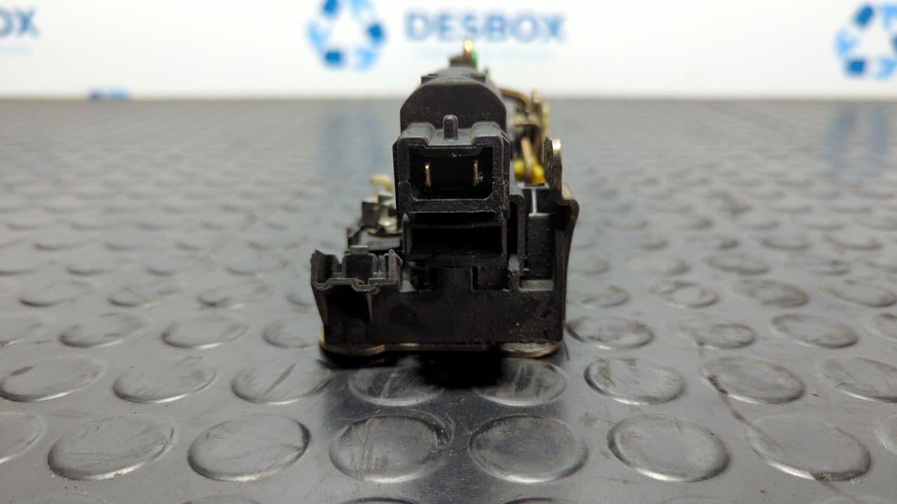 Recambio de CERRADURA PUERTA DELANTERA DERECHA para NISSAN INTERSTAR MOD. 04 (X70) 2.5 dCi Diesel CAT G9UA7 referencia OEM IAM 37X56 - BLANCO 5