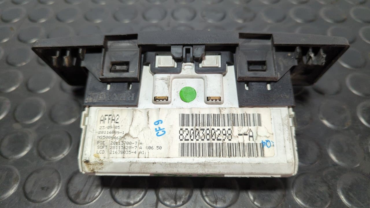 Recambio de PANTALLA MULTIFUNCION para NISSAN INTERSTAR MOD. 04 (X70) 2.5 dCi Diesel CAT G9UA7 referencia OEM IAM 8200380298A - BLANCO 6