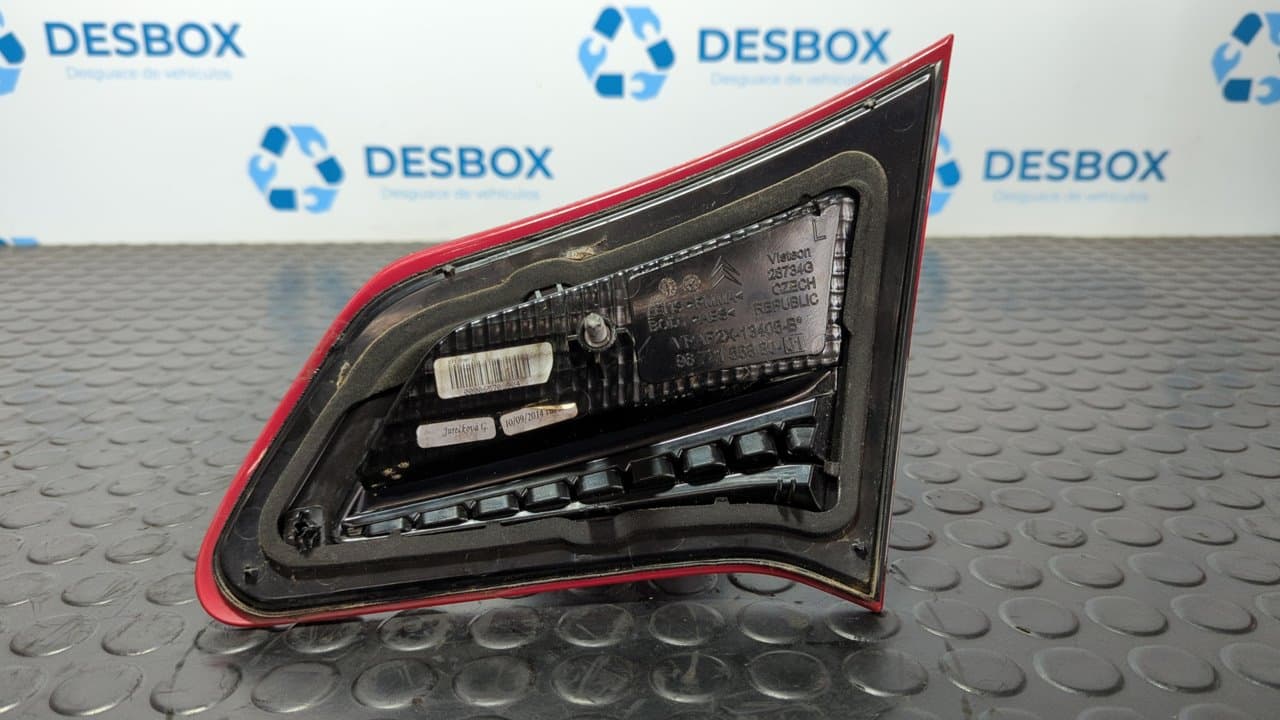 Recambio de PILOTO PORTON IZQUIERDO para CITROEN C4 LIM. Sport 8F01 referencia OEM IAM 967215588001 - BLANCO 2