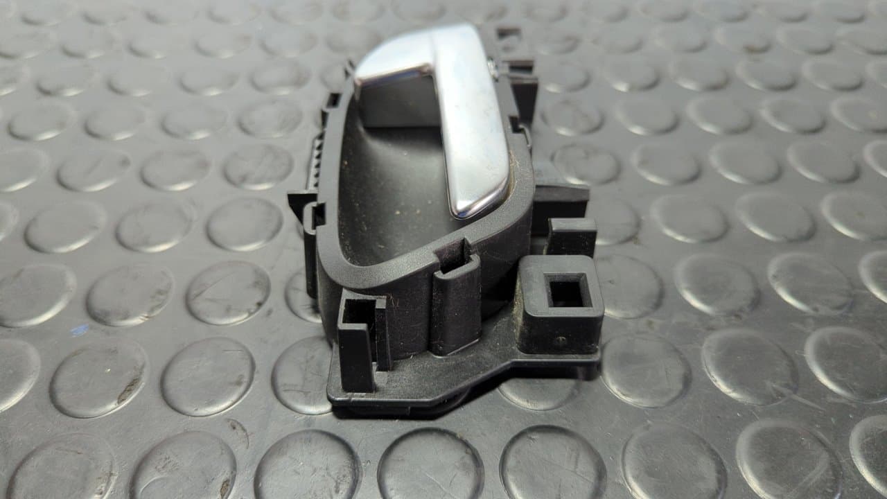 Recambio de MANETA INTERIOR TRASERA DERECHA para CITROEN C4 LIM. Sport 8F01 referencia OEM IAM 9800099680 - BLANCO 3