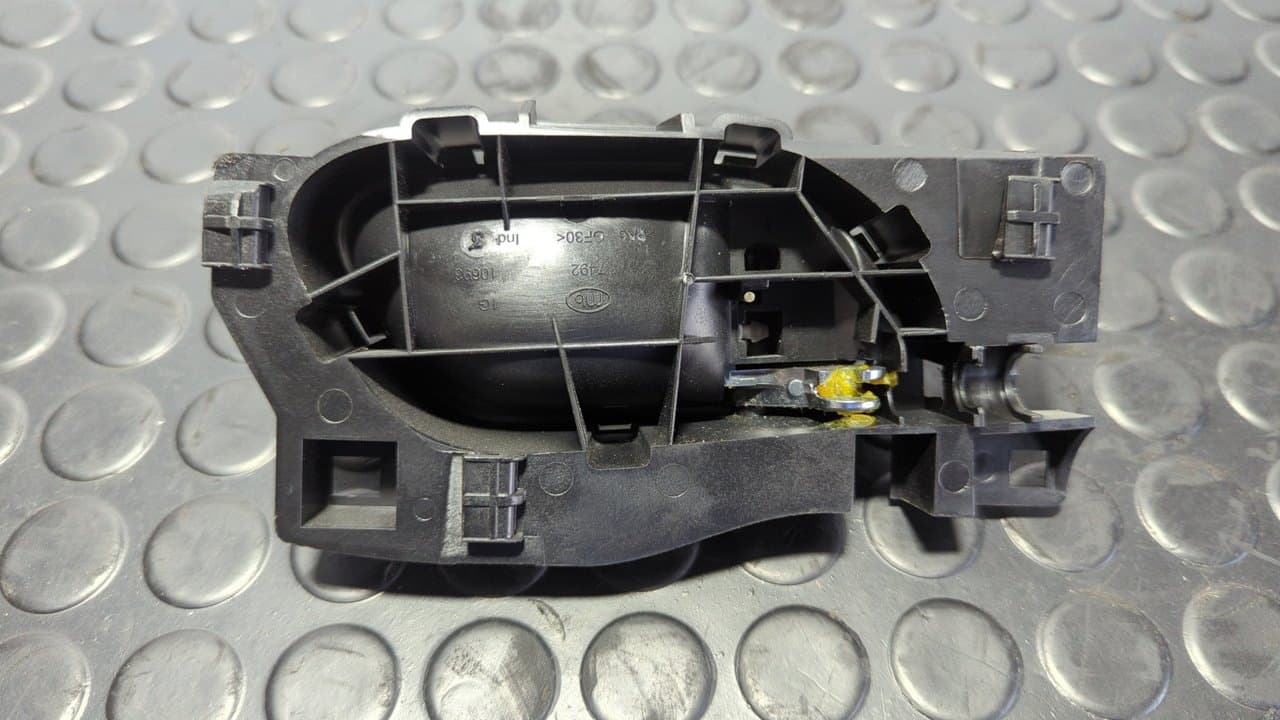 Recambio de MANETA INTERIOR TRASERA IZQUIERDA para CITROEN C4 LIM. Sport 8F01 referencia OEM IAM 9800099780 - BLANCO 5