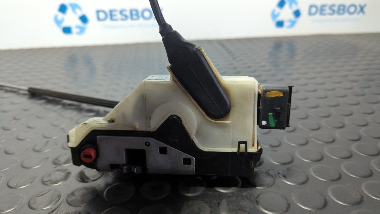 Recambio de CERRADURA PUERTA TRASERA IZQUIERDA para CITROEN C4 LIM. Sport 8F01 referencia OEM IAM 9685351980 - BLANCO 3
