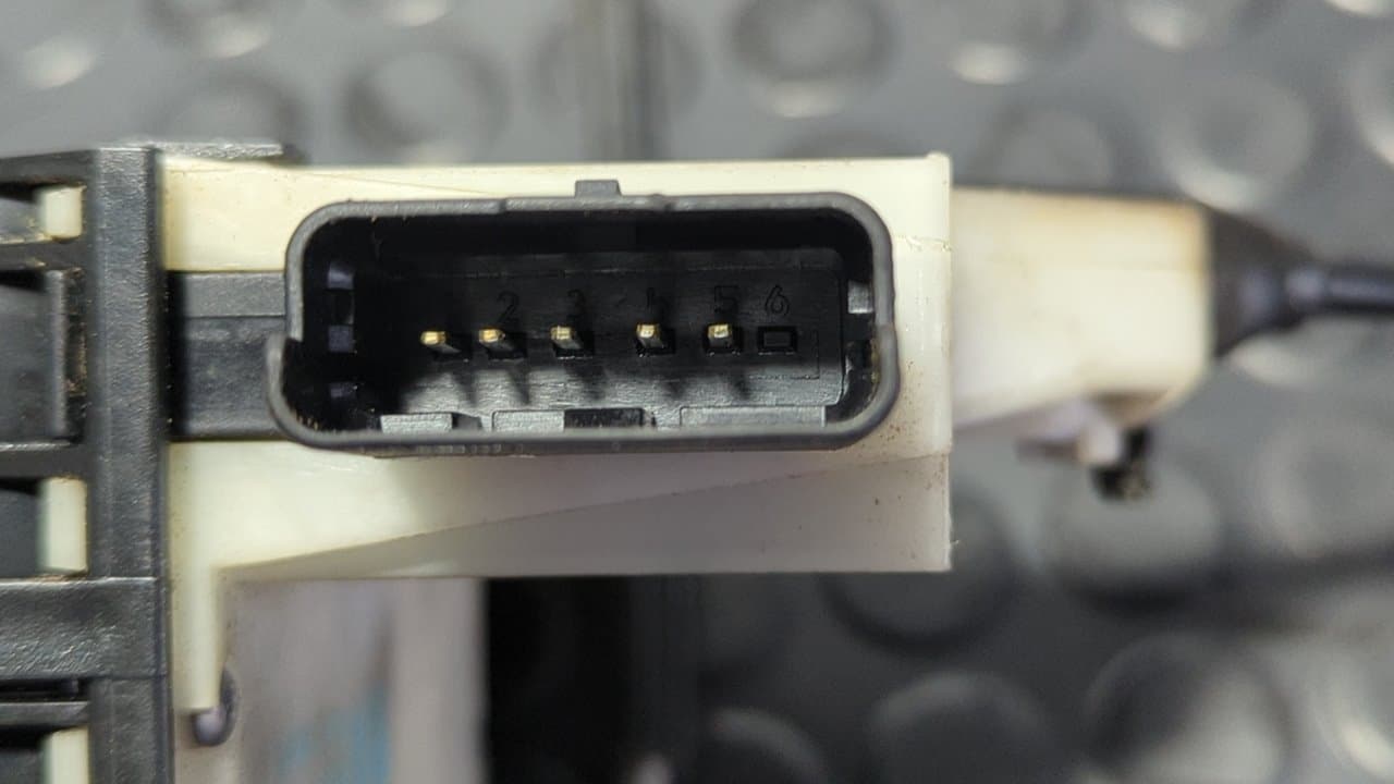 Recambio de CERRADURA PUERTA TRASERA IZQUIERDA para CITROEN C4 LIM. Sport 8F01 referencia OEM IAM 9685351980 - BLANCO 6