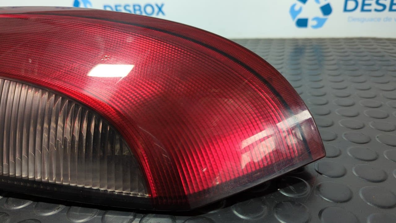 Recambio de PILOTO TRASERO IZQUIERDO para OPEL CORSA C Club Z12XE referencia OEM IAM 09114336 - AZUL 3