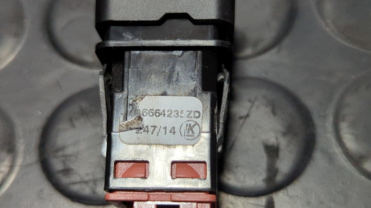 Recambio de INTERRUPTOR para CITROEN C4 LIM. Sport 8F01 referencia OEM IAM 96664235ZD - BLANCO 5