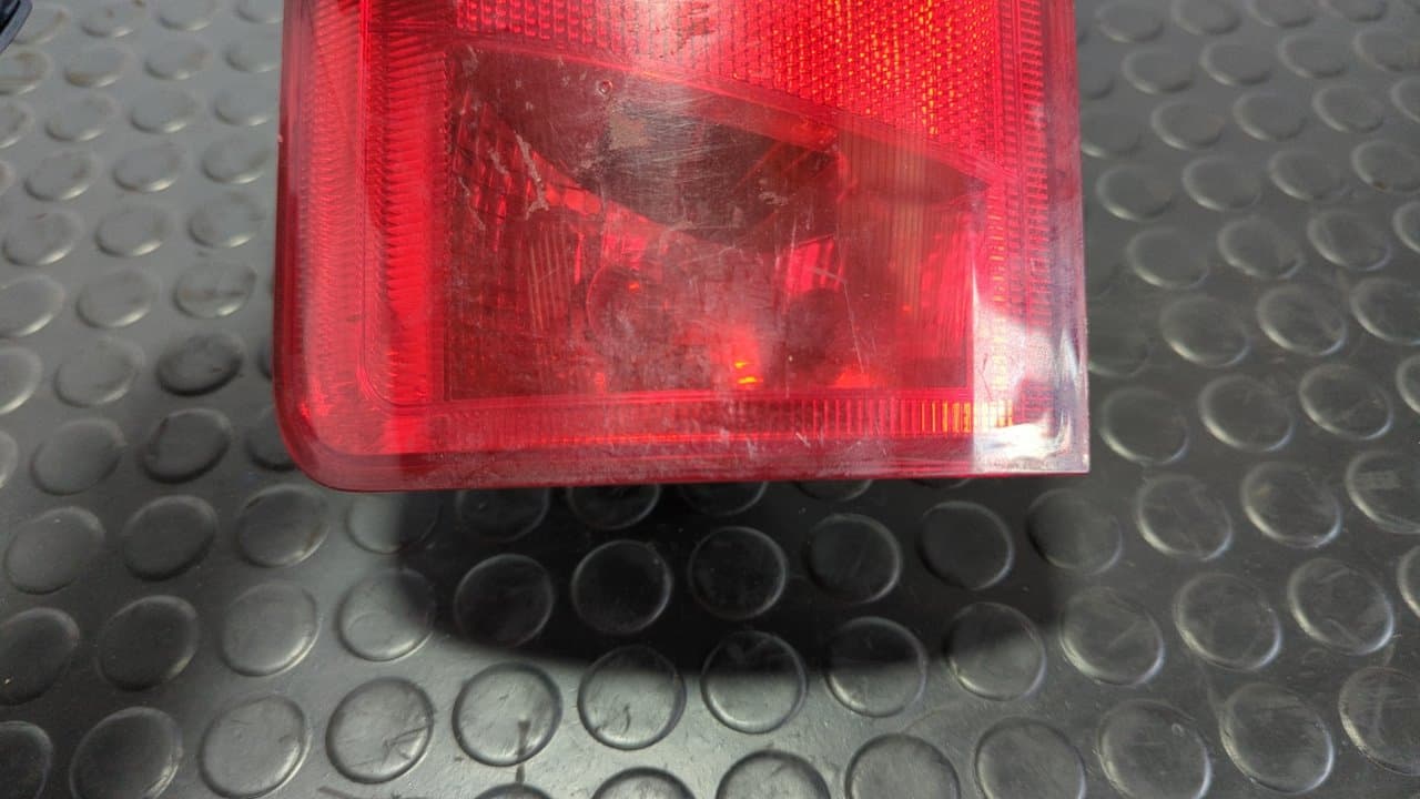 Recambio de PILOTO TRASERO IZQUIERDO para FORD TRANSIT CONNECT (TC7) Furgón FT 200S R2PA referencia OEM IAM 9T1613405AC - BLANCO 2