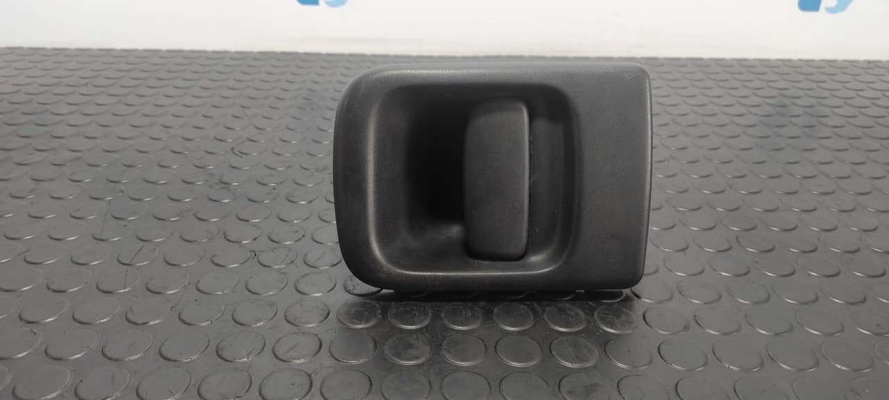 Recambio de MANETA TRASERA DERECHA para NISSAN INTERSTAR MOD. 04 (X70) 2.5 dCi Diesel CAT G9UA7 referencia OEM IAM 7700352433AR - BLANCO