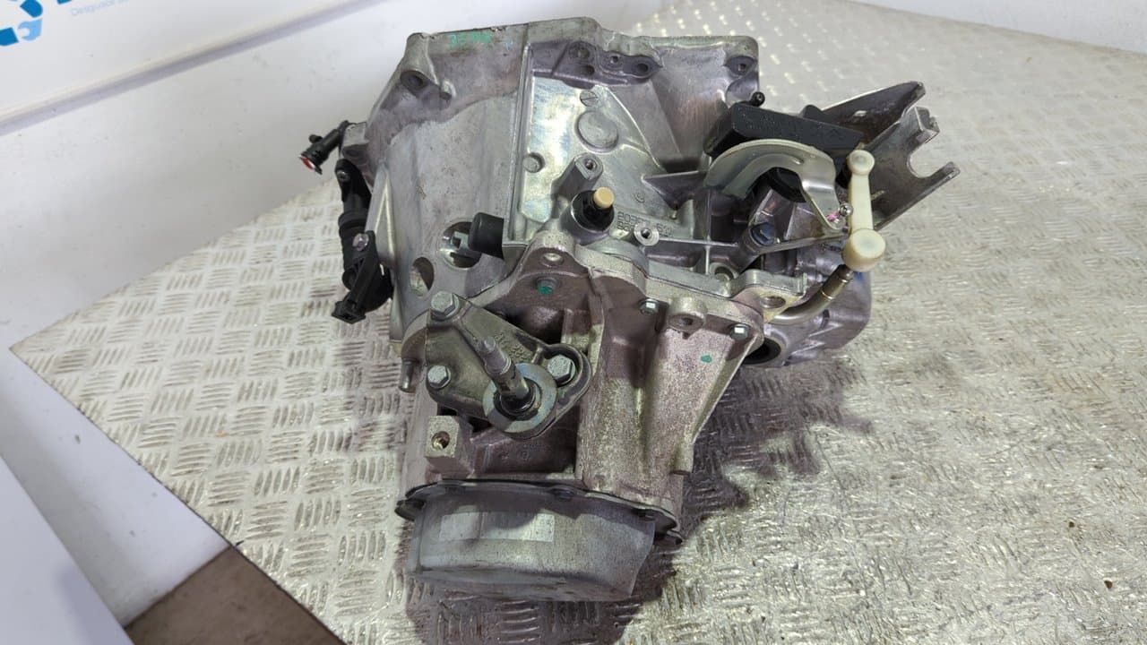 Recambio de CAJA CAMBIOS para CITROEN C4 LIM. 8F01 referencia OEM IAM 20DP55 - BLANCO 4