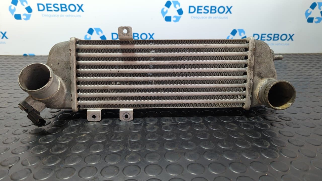 Recambio de INTERCOOLER para KIA CEE'D Active D4FB referencia OEM IAM 282702A610 - AZUL