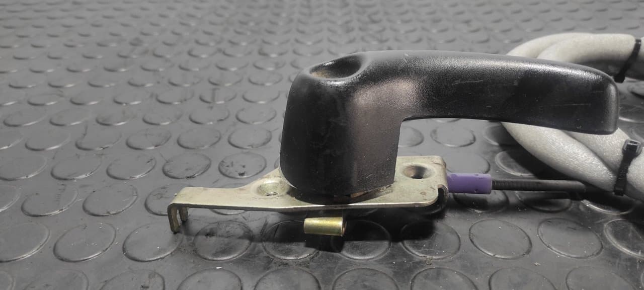 Recambio de MANETA INTERIOR TRASERA IZQUIERDA para NISSAN INTERSTAR MOD. 04 (X70) 2.5 dCi Diesel CAT G9UA7 referencia OEM IAM 7700352 - BLANCO 4