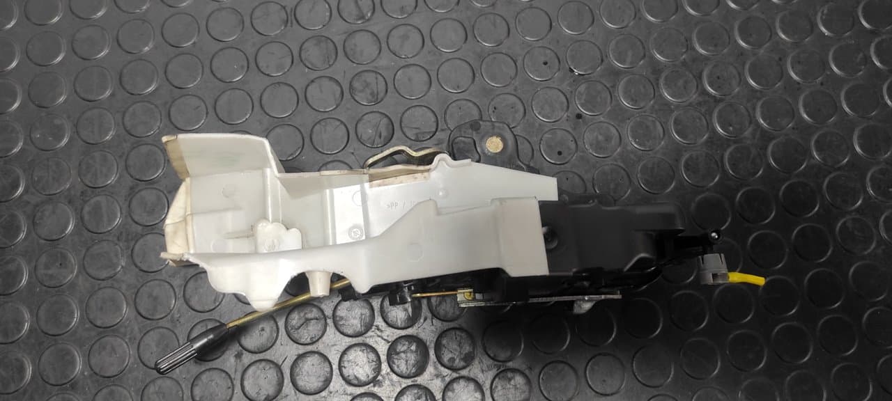 Recambio de CERRADURA PUERTA DELANTERA IZQUIERDA para MERCEDES-BENZ CLASE E (W210) FAMILIAR 300 Turbodiesel (210.225) OM606962 referencia OEM IAM  2027023535 - VERDE 4