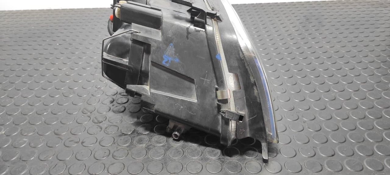 Recambio de PILOTO DELANTERO IZQUIERDO para AUDI A6 AVANT (4B5) AYM referencia OEM IAM  153813-01 - GRIS 5