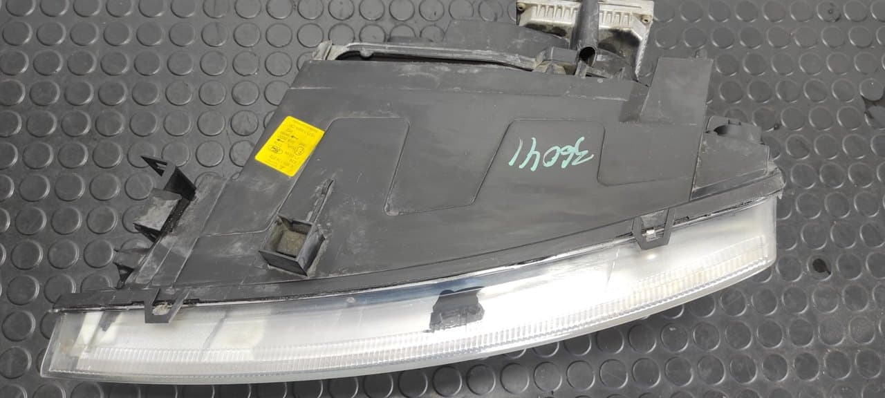 Recambio de FARO DERECHO para FORD MONDEO TURNIER (GE) Futura QJBB referencia OEM IAM 0301174272 - AZUL 10