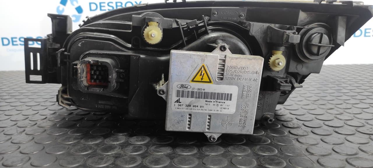 Recambio de FARO DERECHO para FORD MONDEO TURNIER (GE) Futura QJBB referencia OEM IAM 0301174272 - AZUL 7