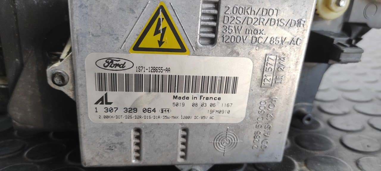 Recambio de FARO DERECHO para FORD MONDEO TURNIER (GE) Futura QJBB referencia OEM IAM 0301174272 - AZUL 6