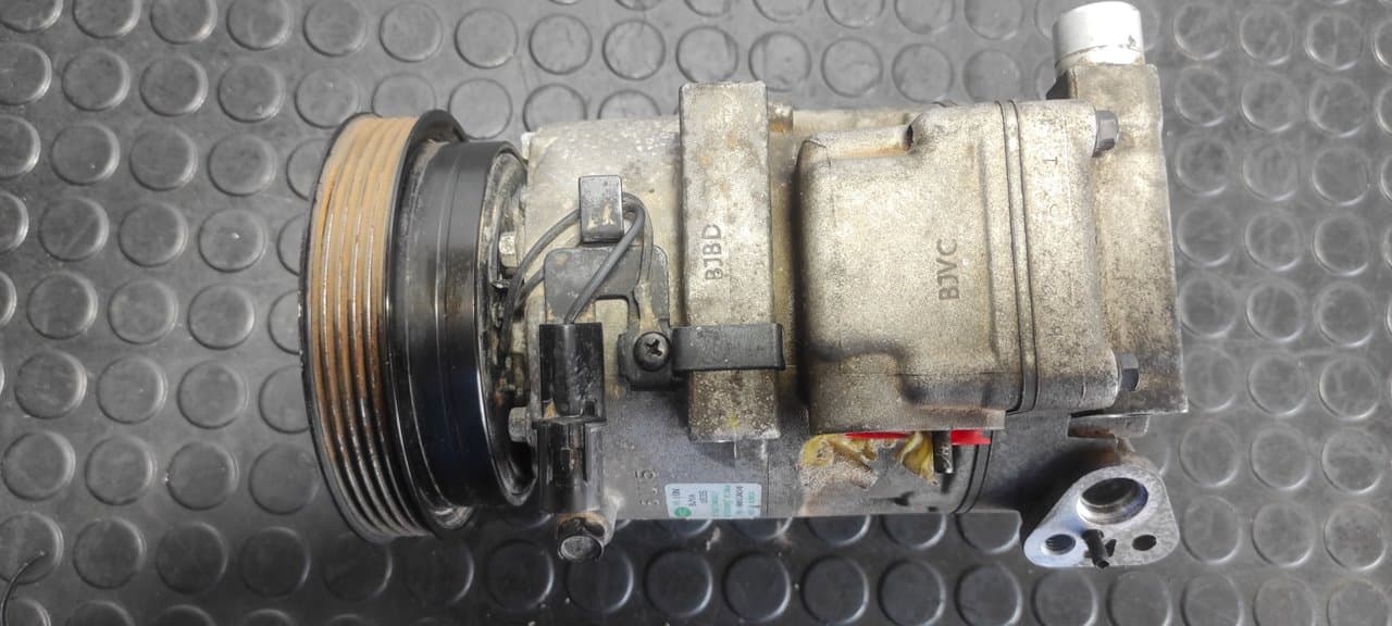 Recambio de COMPRESOR AIRE ACONDICIONADO para KIA CEE'D D4FB referencia OEM IAM  BJYA0535 - AZUL 7