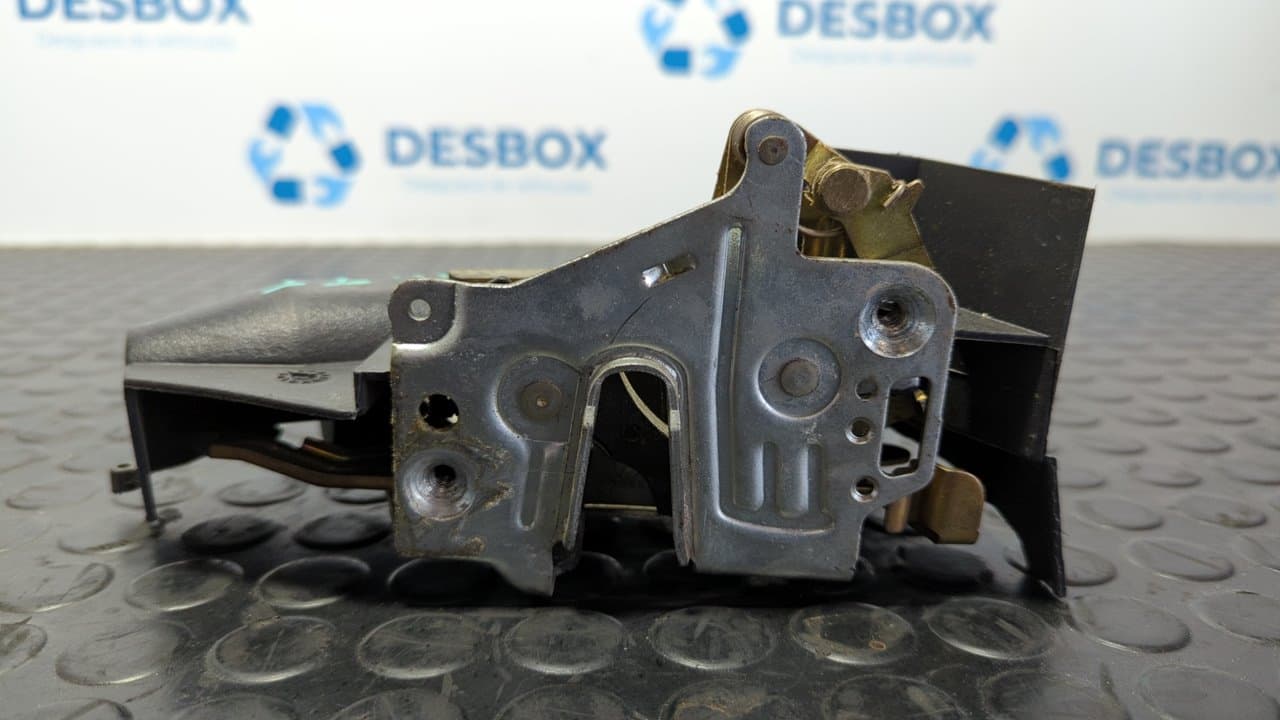 Recambio de CERRADURA PUERTA TRASERA IZQUIERDA para MERCEDES-BENZ CLASE E (W210) referencia OEM IAM 2027300535 2