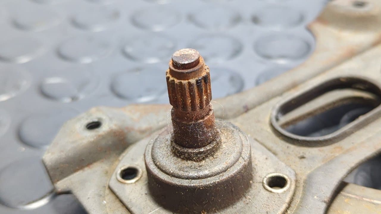 Recambio de ELEVALUNAS DELANTERO IZQUIERDO para MERCEDES-BENZ CLASE E (W123) 3