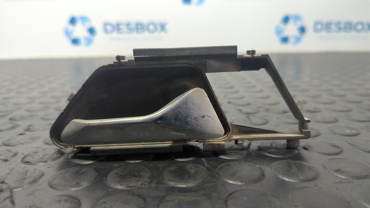 Recambio de MANETA INTERIOR TRASERA DERECHA para MERCEDES-BENZ CLASE E (W124) referencia OEM IAM 1247600261