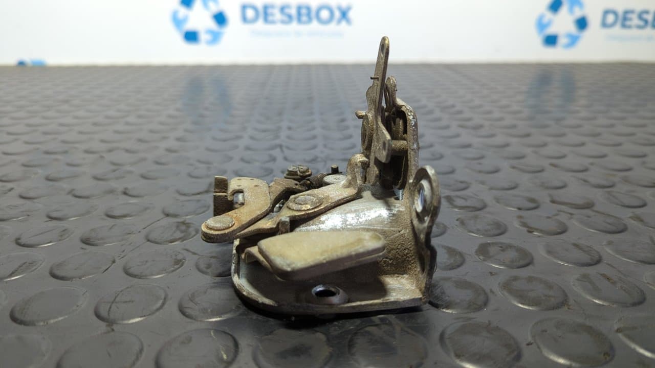 Recambio de CERRADURA PUERTA DELANTERA IZQUIERDA para MERCEDES-BENZ CLASE E (W123) referencia OEM IAM BOMORO 4