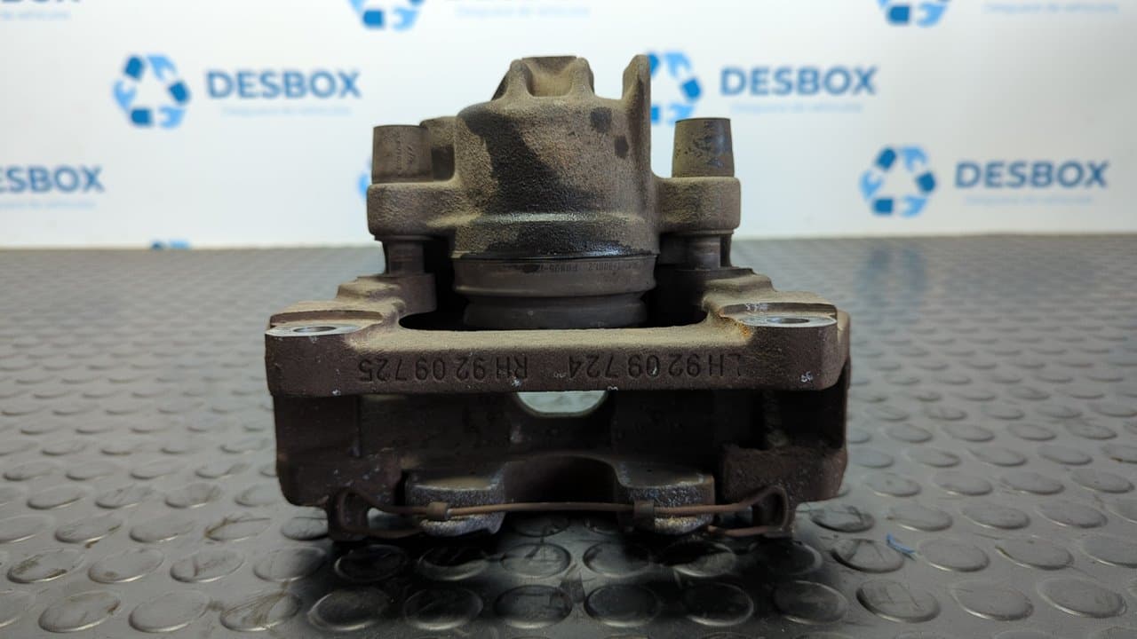Recambio de PINZA DE FRENO DELANTERA IZQUIERDA para VOLVO XC70 2.4 Diesel CAT D5244T14 referencia OEM IAM 829 G320 - GRIS VERDE 4