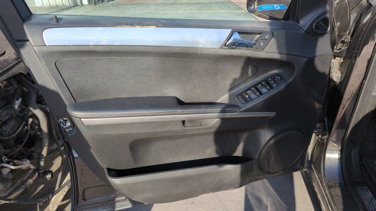 Recambio de LUNA DELANTERA DERECHA para MERCEDES-BENZ CLASE M (W164) OM642940 - NEGRO 6