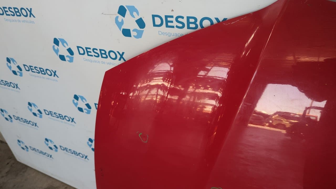 Recambio de CAPO para SEAT IBIZA (6L1) AUB - ROJO 11