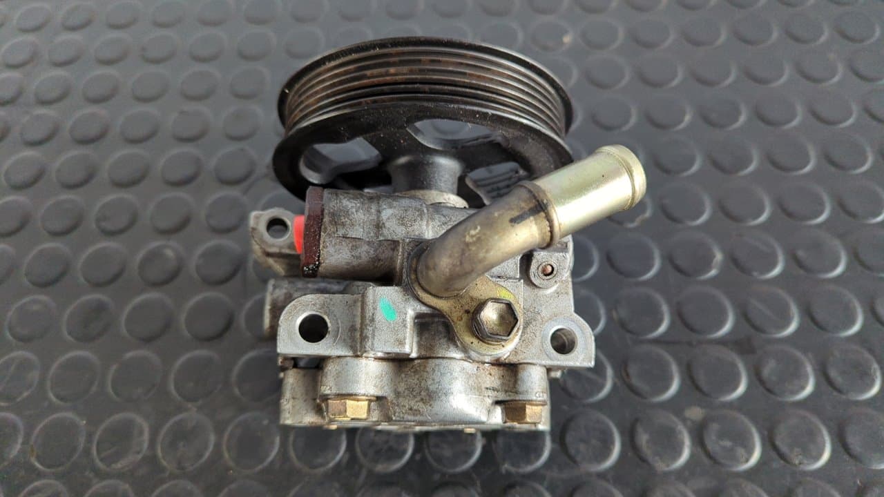 Recambio de BOMBA DIRECCION para FORD TRANSIT CONNECT (TC7) 1.8 TDCi CAT HCPA referencia OEM IAM 2T143A696AE - BLANCO 2