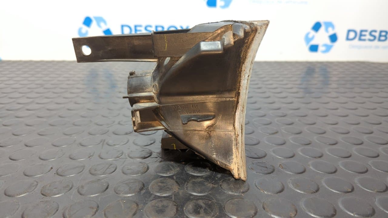 Recambio de PILOTO DELANTERO IZQUIERDO para BMW SERIE 5 BERLINA (E34) 520i (110kW) M50B206S1 referencia OEM IAM 084441501 - BLANCO 5