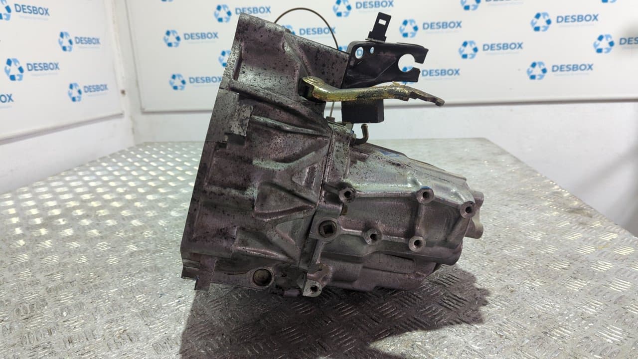 Recambio de CAJA CAMBIOS para NISSAN PRIMERA BERL./FAMILIAR (P10/W10) Básico GA16DE referencia OEM IAM 60Y - BLANCO 6