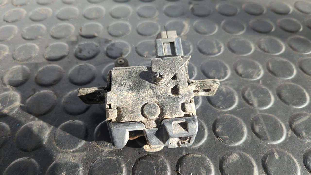 Recambio de CERRADURA MALETERO / PORTON para BMW SERIE 5 BERLINA (E39) referencia OEM IAM 19446900 6