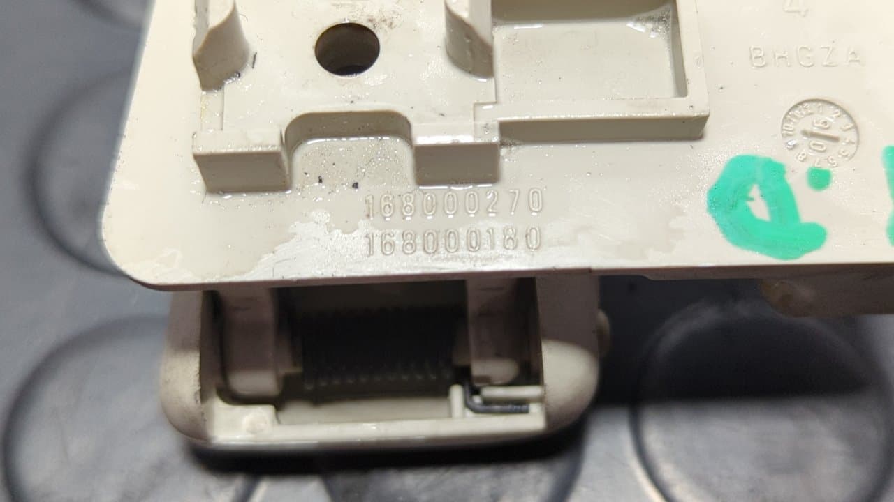 Recambio de NO IDENTIFICADO para LAND ROVER DISCOVERY V6 TD Edition 60 YRS 276DT referencia OEM IAM EDP000031 - GRIS 4