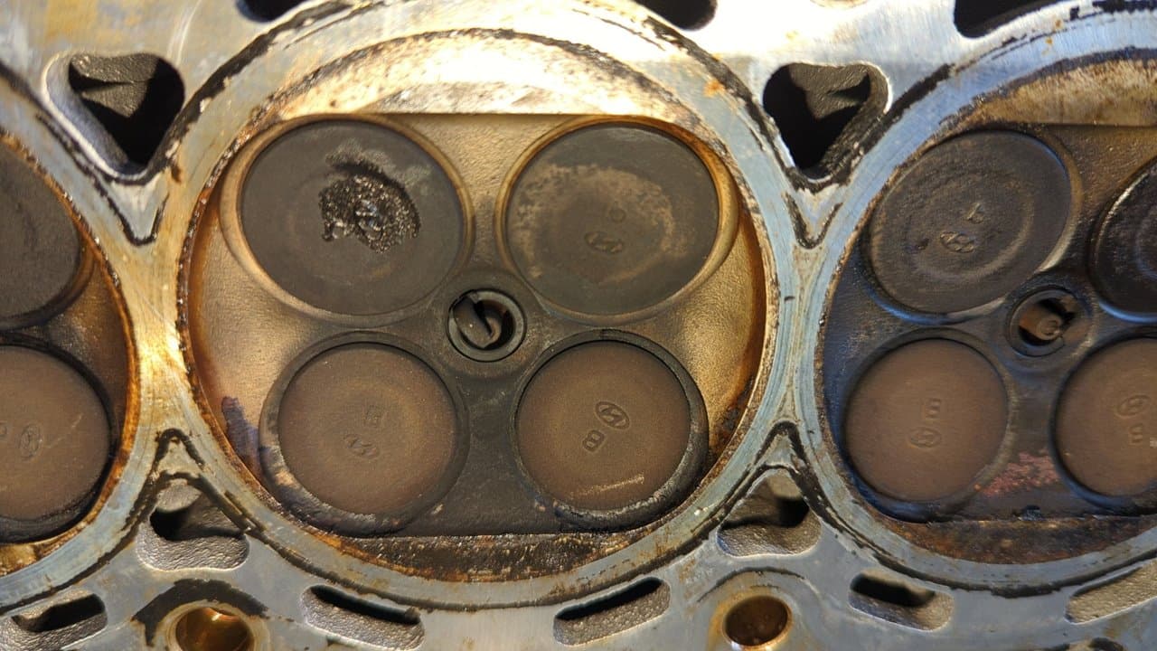 Recambio de CULATA para HYUNDAI I30 (GD) G4LC referencia OEM IAM 2211103447 4