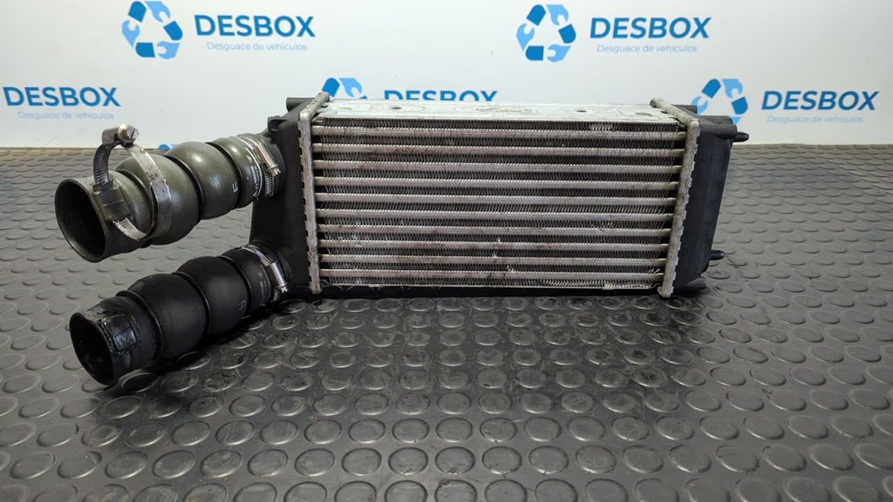 Recambio de INTERCOOLER para PEUGEOT 307 BREAK / SW (S1) SW PACK 9HYDV6TED4 referencia OEM IAM 9648551880 - GRIS