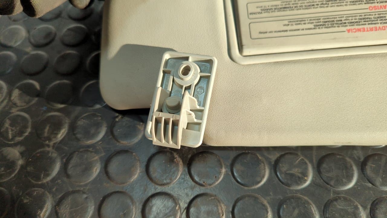 Recambio de PARASOL DERECHO para NISSAN QASHQAI (J10) Acenta K9K - GRANATE 3