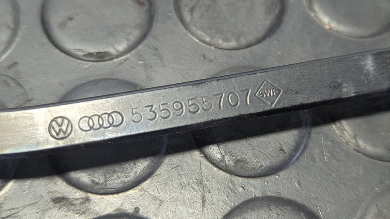 Recambio de BRAZO LIMPIA TRASERO para VOLKSWAGEN CORRADO (509) referencia OEM IAM 535955707 4