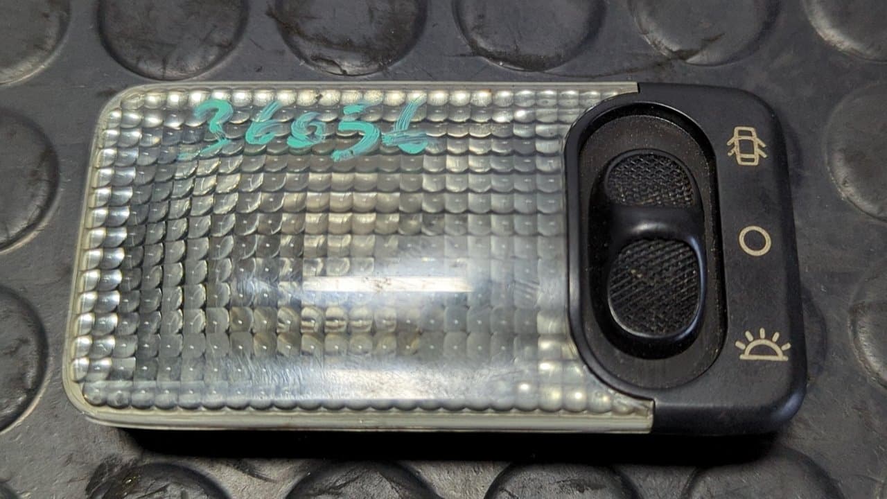 Recambio de LUZ INTERIOR para PEUGEOT 206 BERLINA E-Music 8HX - GRIS