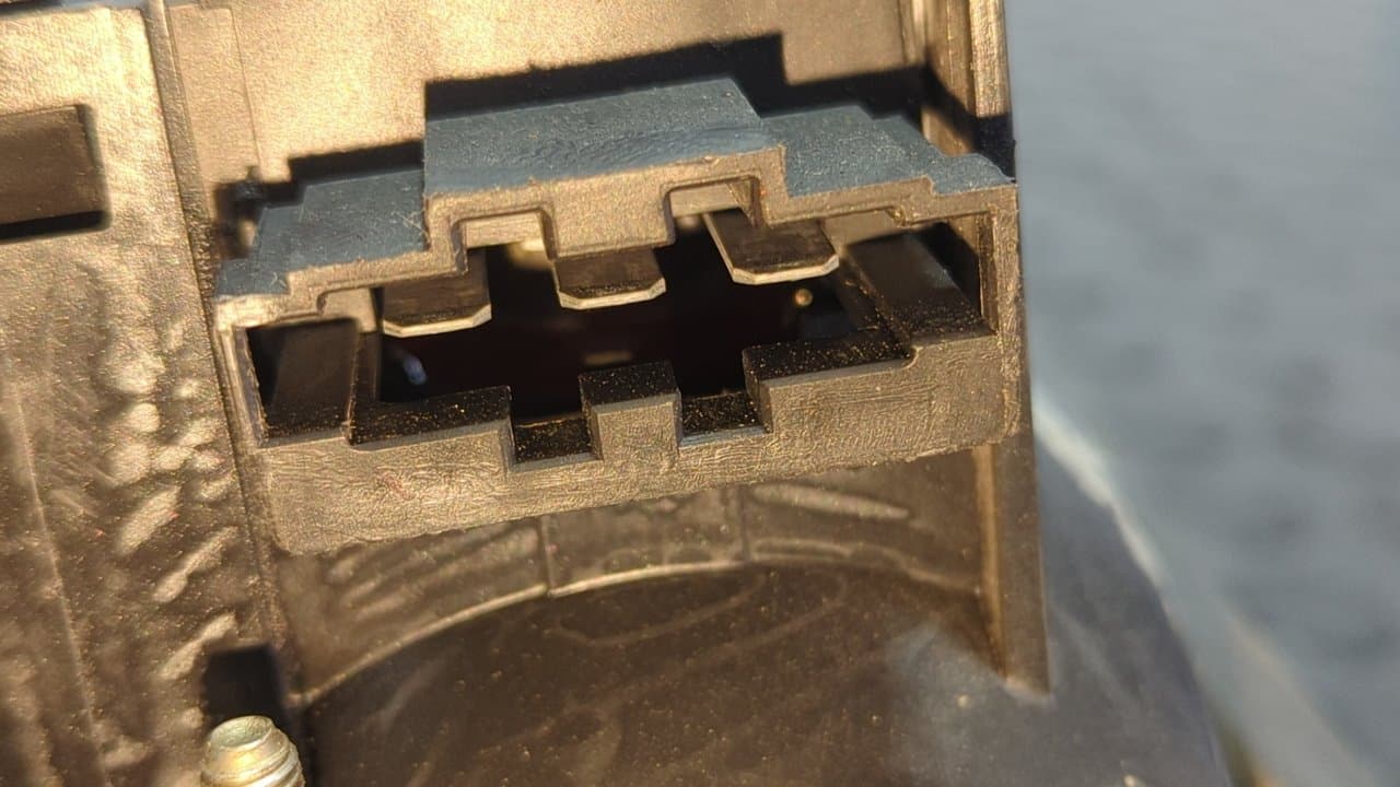 Recambio de PILOTO PORTON IZQUIERDO para VOLKSWAGEN CORRADO (509) referencia OEM IAM 535945107 9