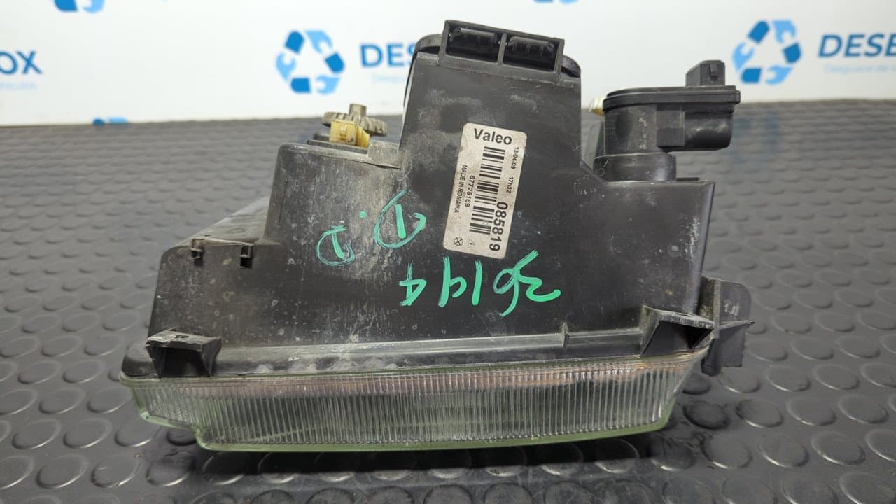 Recambio de FARO DERECHO para VOLKSWAGEN CADDY KA/KB (9K9) Family 1Y referencia OEM IAM 67725169 - BLANCO 7