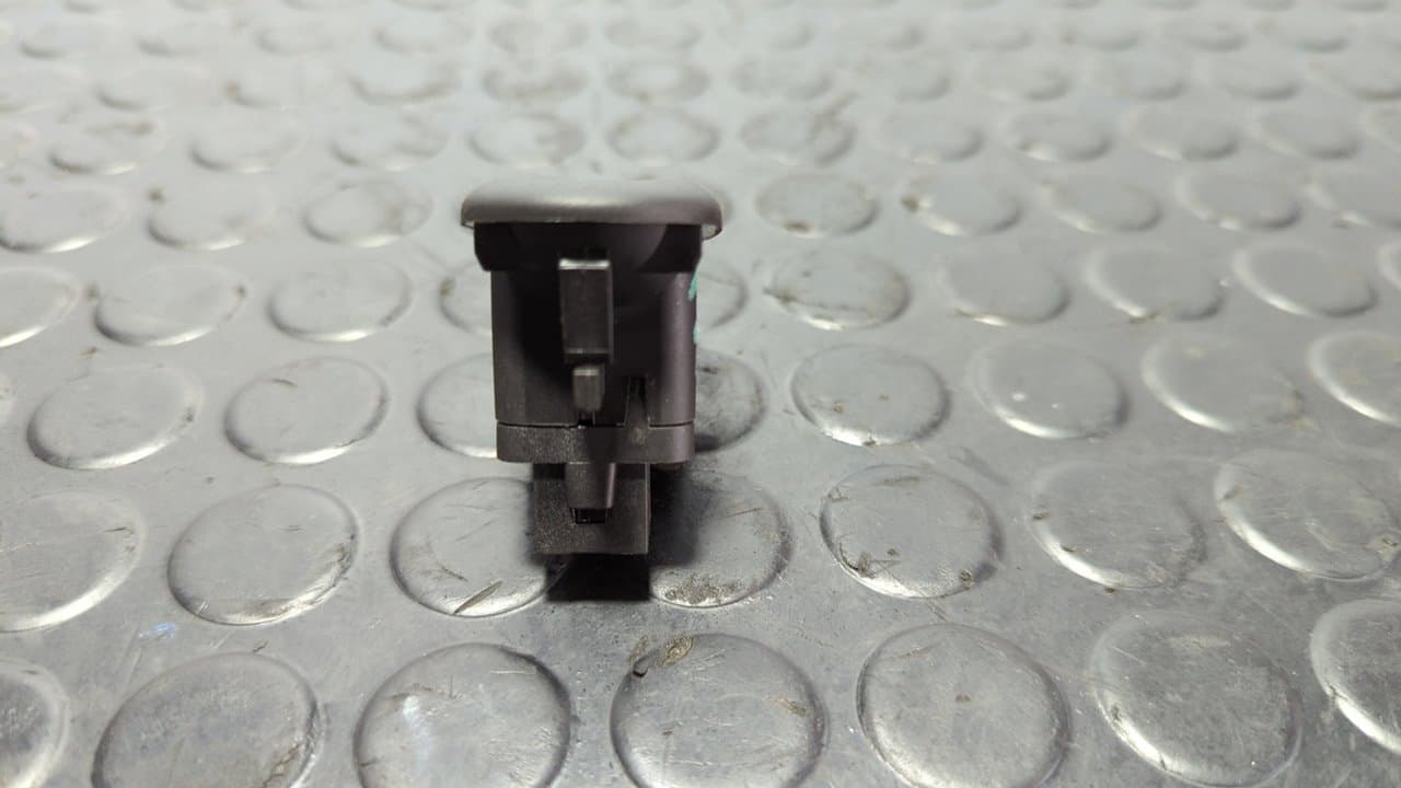 Recambio de MANDO ELEVALUNAS DELANTERO DERECHO para CITROEN C2 by Loeb 8HZ referencia OEM IAM 96401469XT - GRIS 3