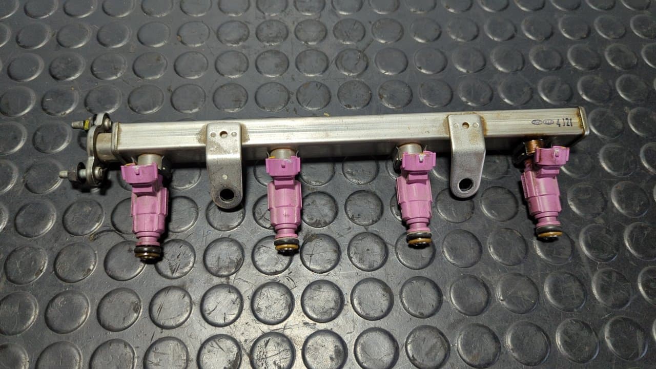 Recambio de RAMPA INYECTORA para HYUNDAI I30 (GD) G4LC referencia OEM IAM 3535003300