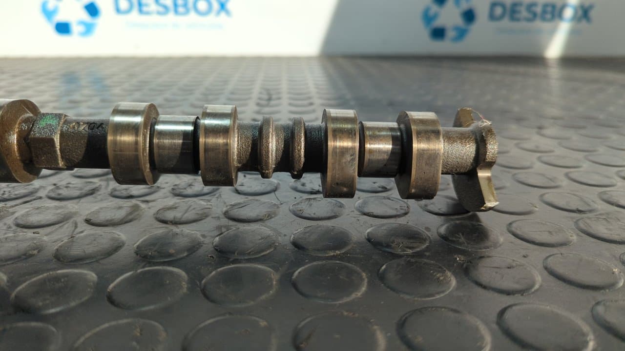 Recambio de ARBOL DE LEVAS para HYUNDAI I30 (GD) G4LC referencia OEM IAM 2435003001 4