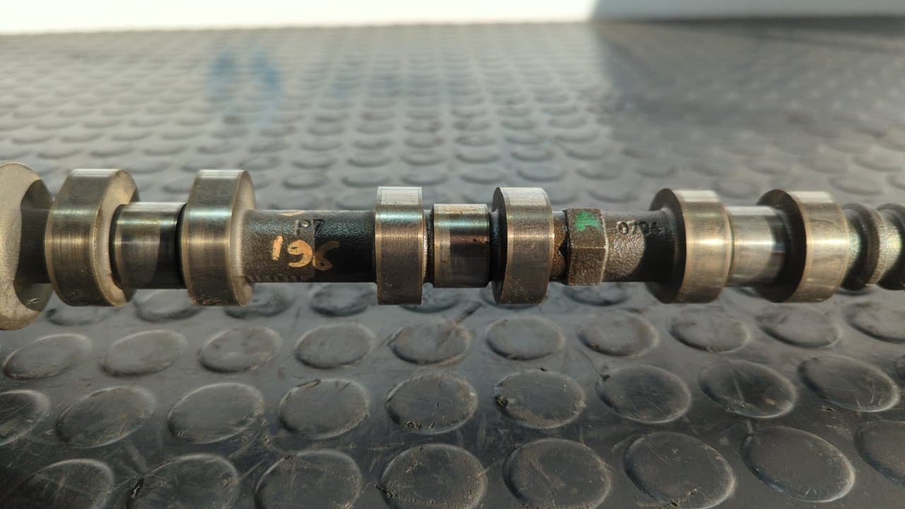 Recambio de ARBOL DE LEVAS para HYUNDAI I30 (GD) G4LC referencia OEM IAM 2435003001 2