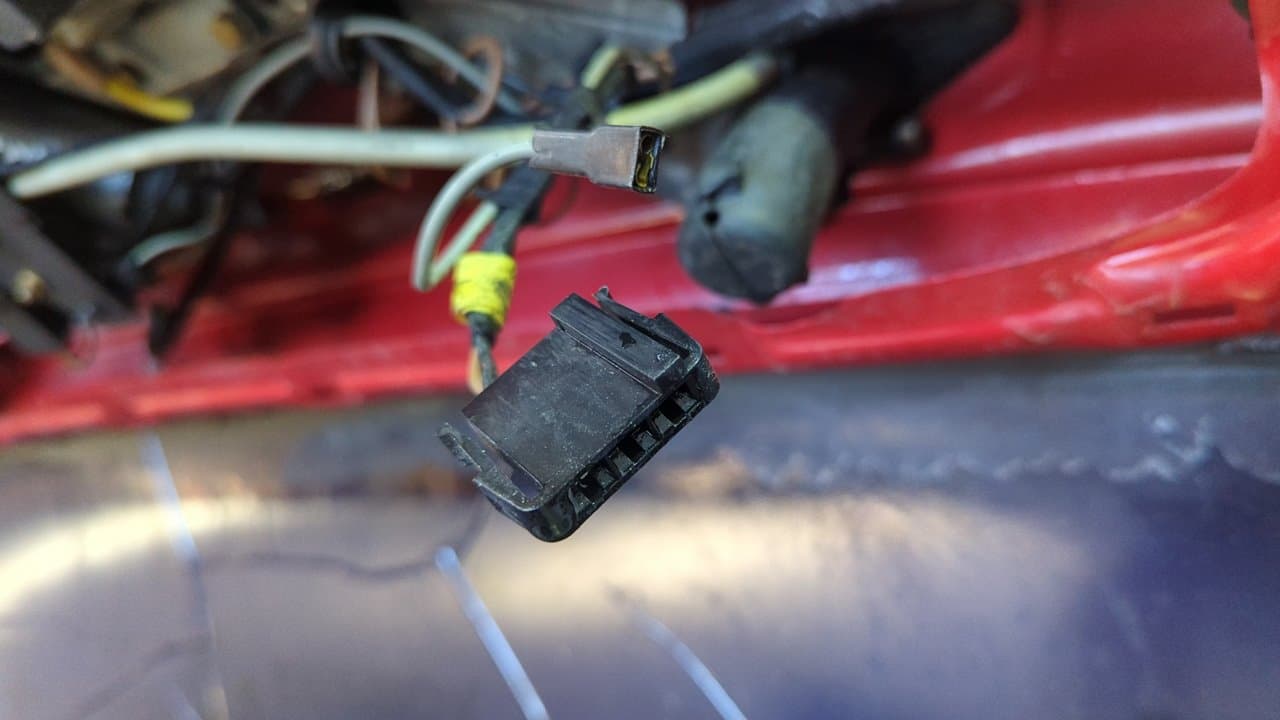 Recambio de PORTON TRASERO para VOLKSWAGEN CORRADO (509) 4
