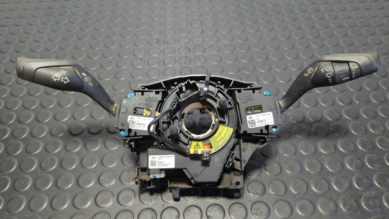 Recambio de MANDO MULTIFUNCION para FORD TRANSIT CUSTOM DRFF referencia OEM IAM BK2T3F944BE