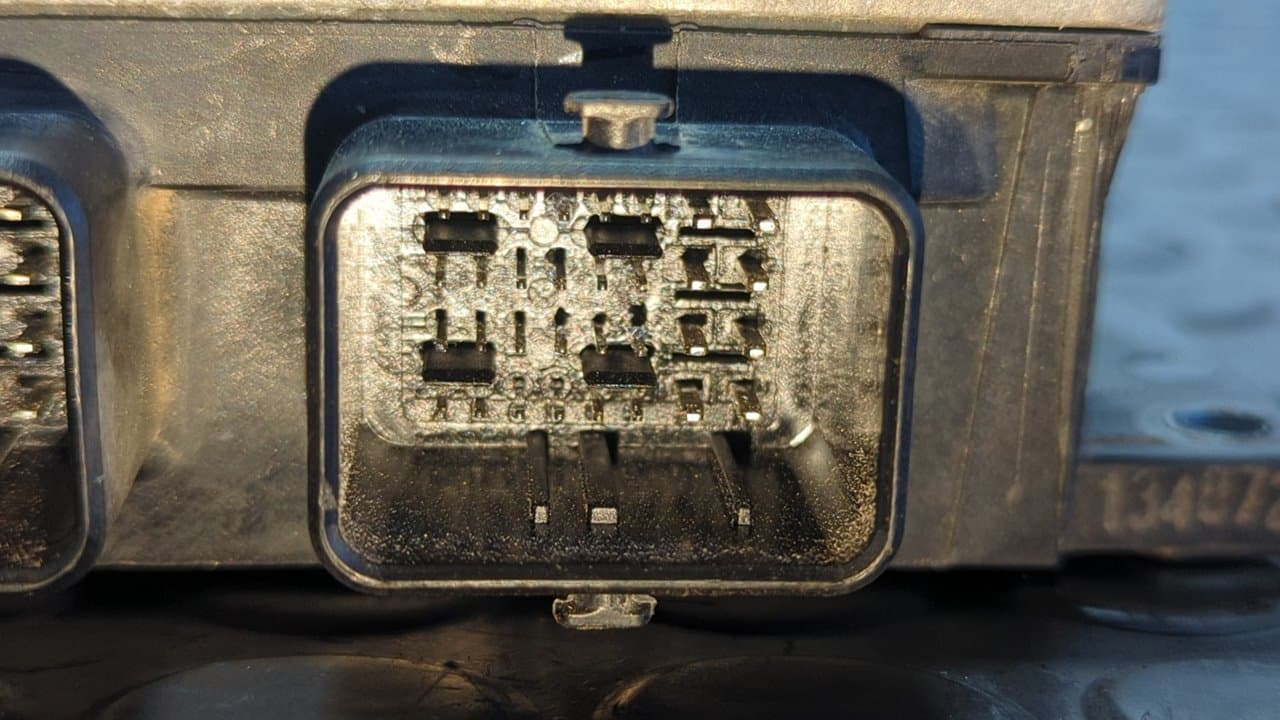 Recambio de CENTRALITA MOTOR UCE para RENAULT GRAND MODUS Authentique K9KT7 - BLANCO 2