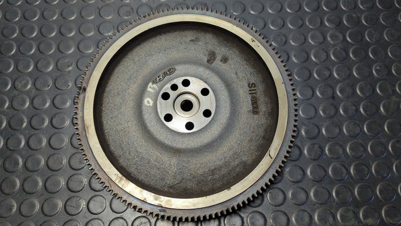 Recambio de VOLANTE MOTOR para HYUNDAI I30 (GD) G4LC referencia OEM IAM 2320003BA1 3