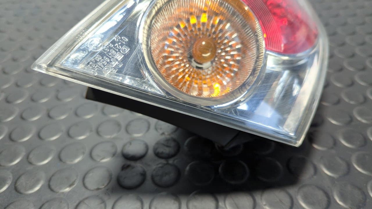 Recambio de PILOTO TRASERO IZQUIERDO para MAZDA 6 BERLINA (GG) 2.0 CRTD 136 Active (4-ptas.) RF5C referencia OEM IAM 082161954L - AZUL 2