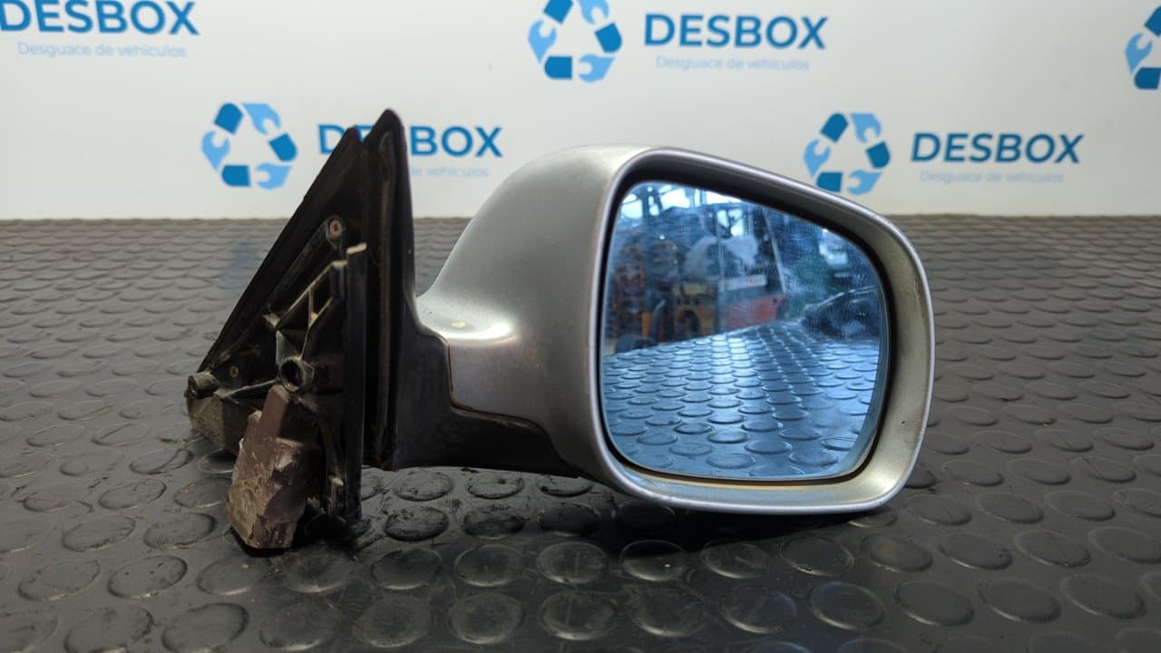 Recambio de RETROVISOR DERECHO para AUDI A6 BERLINA (C4) 2.5 TDI AEL referencia OEM IAM 012319 - GRIS
