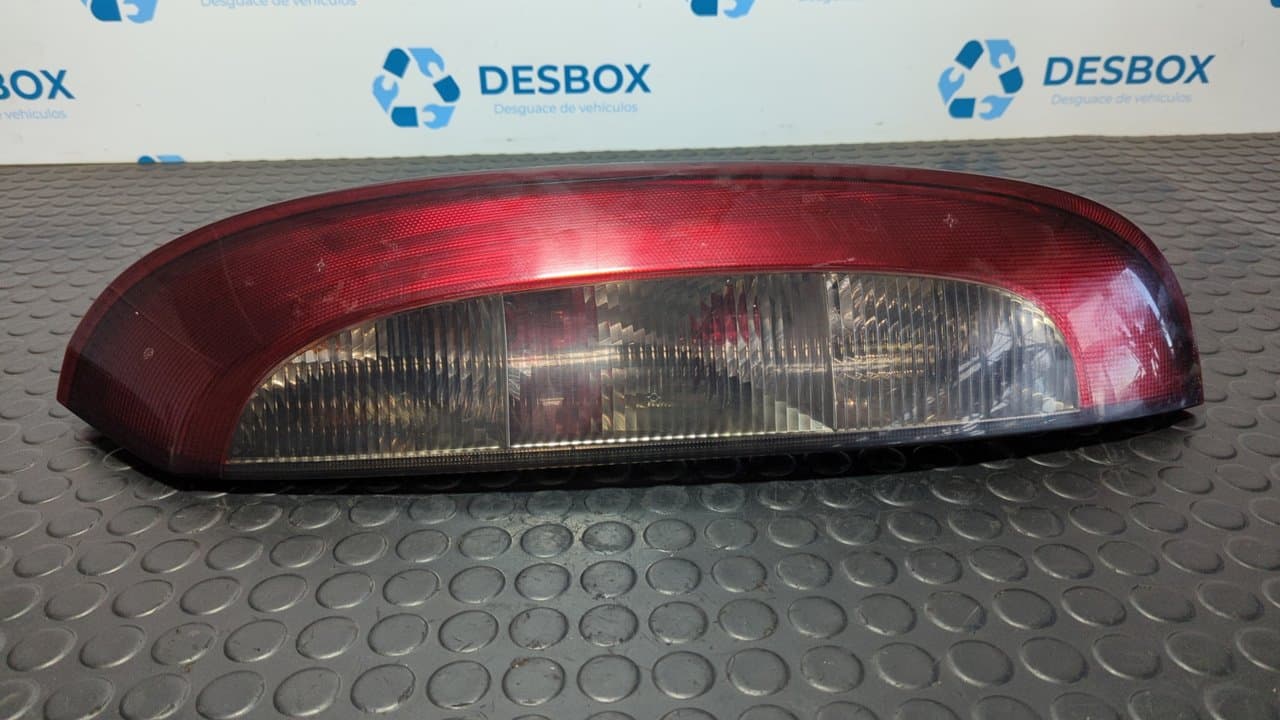 Recambio de PILOTO TRASERO DERECHO para OPEL CORSA C 1.4 16V Z14XE referencia OEM IAM 09114337 - AZULL